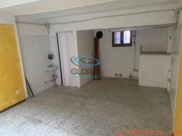 Locale commerciale 30mq