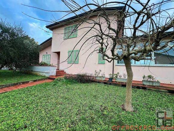 Villa 5 Locali o più 330mq