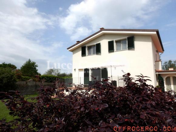 Villa 5 Locali o più Massa Macinaia 220mq