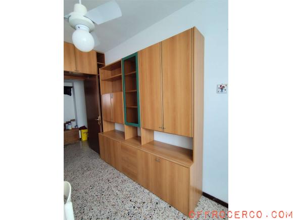 Porzione di Casa (MM Bisceglie) 12mq