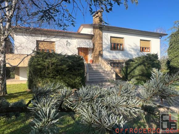 Villa 5 Locali o più Serravalle 300mq