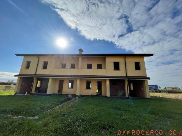 Casa indipendente 5 Locali o più 170mq