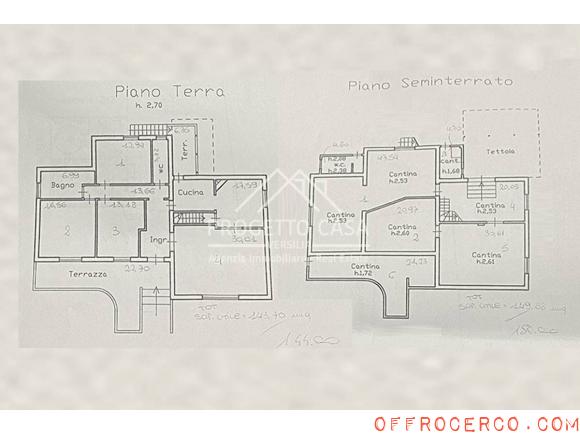 Casa indipendente 5 Locali o più 250mq 1980