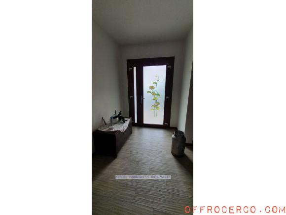 Casa indipendente 5 Locali o più 247mq