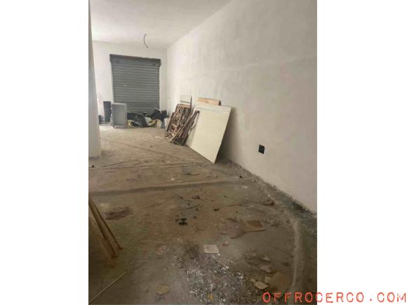 Locale commerciale 120mq