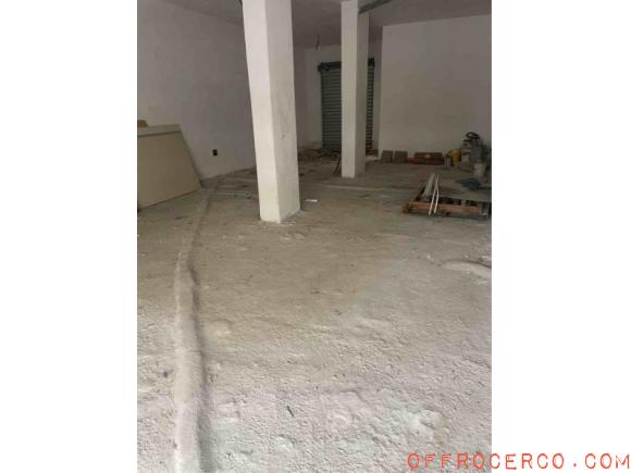 Locale commerciale 120mq