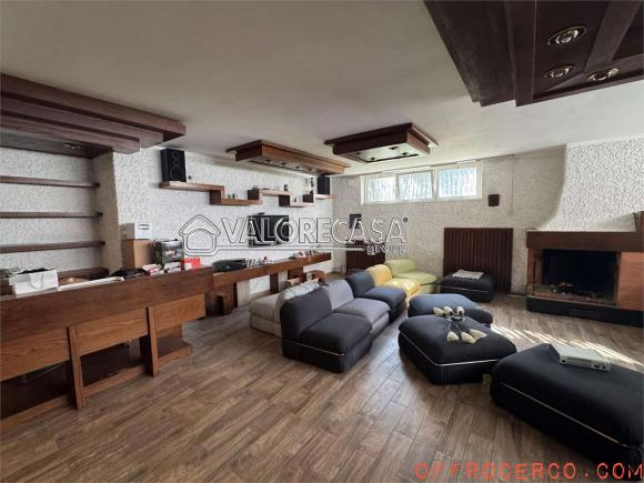 Villa (Casilina/ Prenestina/ Centocelle/ Alessandrino) 900mq