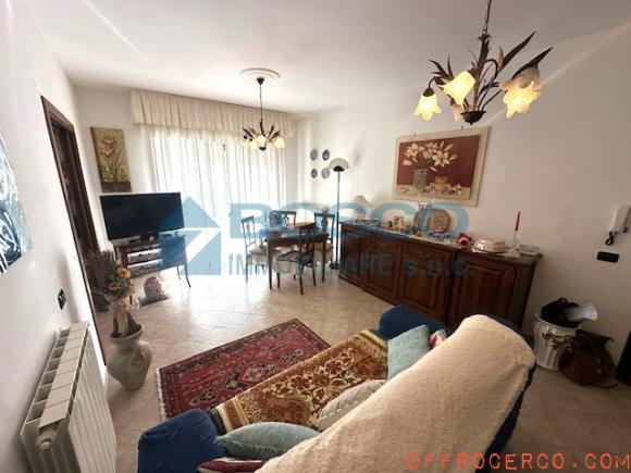 Appartamento 4 Locali Santo Stefano Magra 95mq 2006