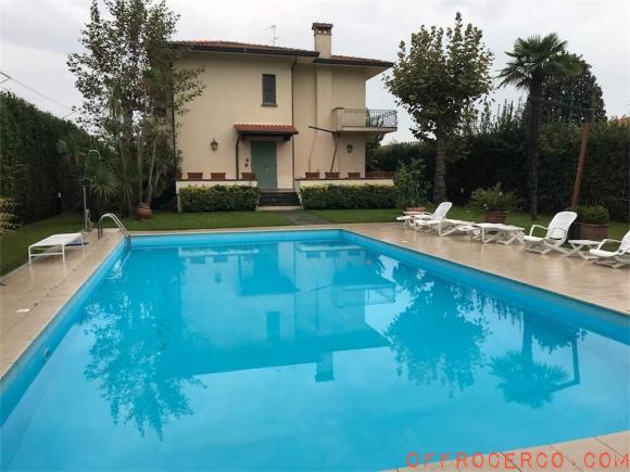 Villa 300mq