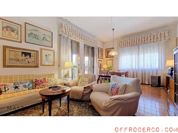 Appartamento 5 Locali o più 90mq