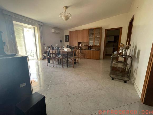 Appartamento 4 Locali 120mq 1970