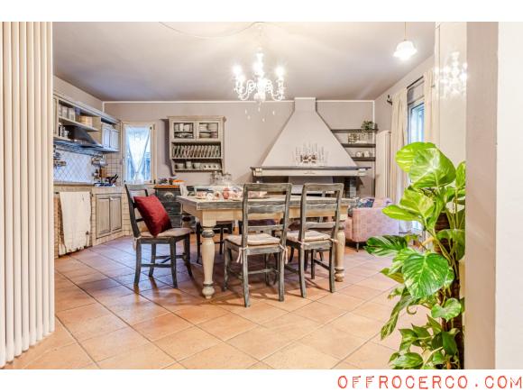 Casa indipendente 5 Locali o più 140mq