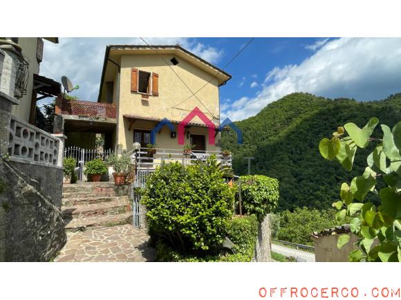 Casa indipendente 5 Locali o più 138mq